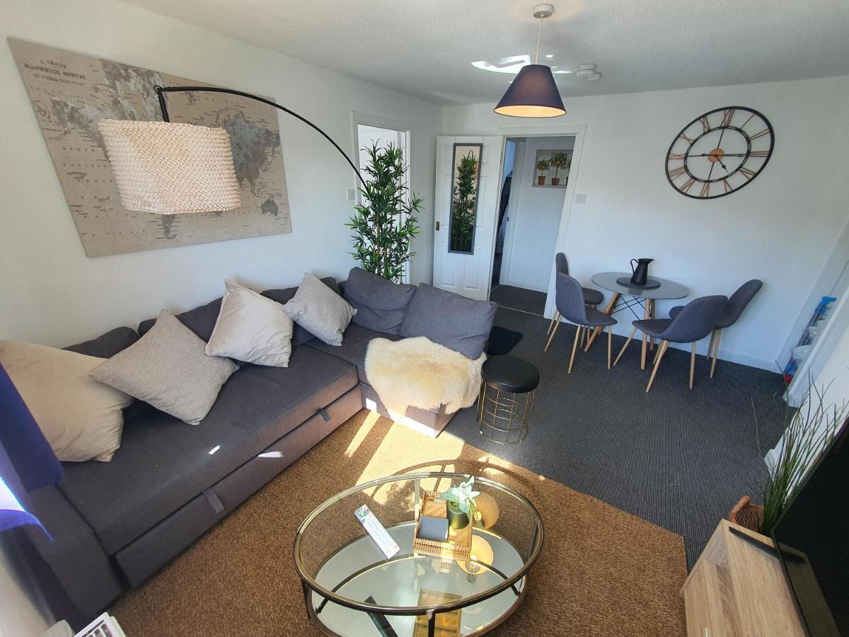 Thesiger Court Apartments - Free Private Parking - By Property Promise Cardiff Kültér fotó